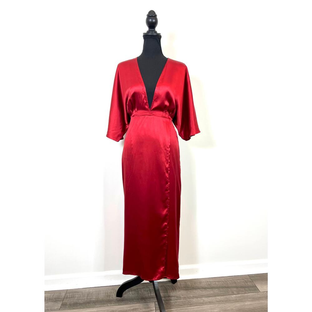 Reformation Heidi Midi Dress in Crimson Red Size 0 Flutter Sleeve Silk Cocktail